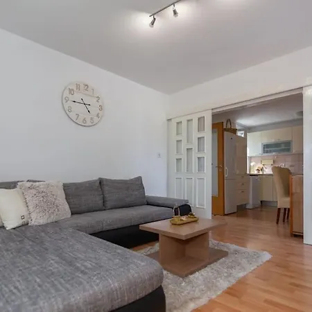 Scurla بيت للعطل إيموتسكي